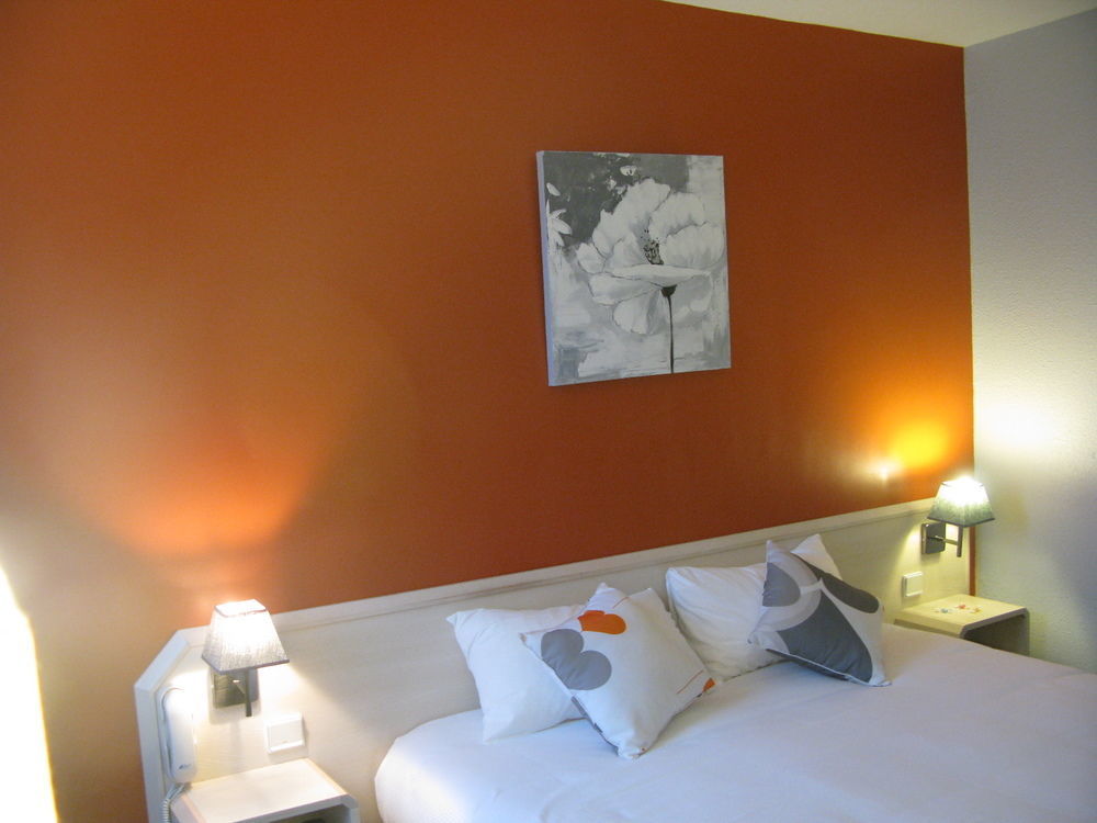 Greet Hotel Massieux Lyon Nord Exterior foto